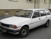 Peugeot 305 Estate (581E)